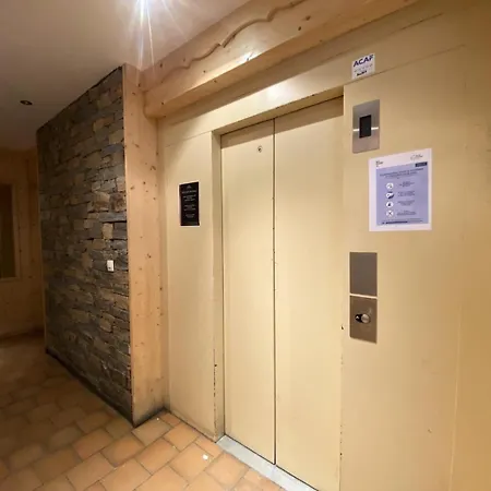 Apartament Vanoise - Location: En Plein Centre Avec Superbe Vue Au Sud Mae-3284 *