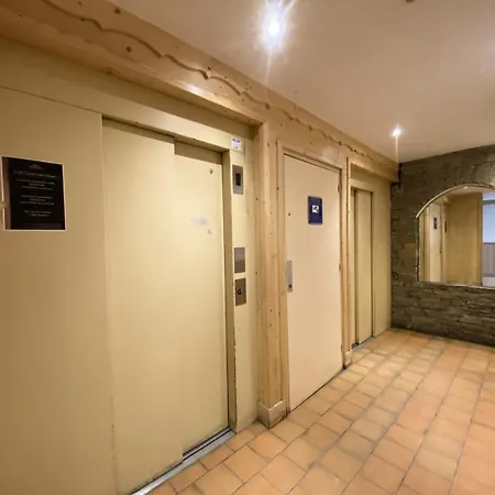 Apartament Vanoise - Location: En Plein Centre Avec Superbe Vue Au Sud Mae-3284