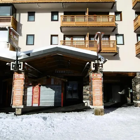 Apartament Vanoise - Location: En Plein Centre Avec Superbe Vue Au Sud Mae-3284